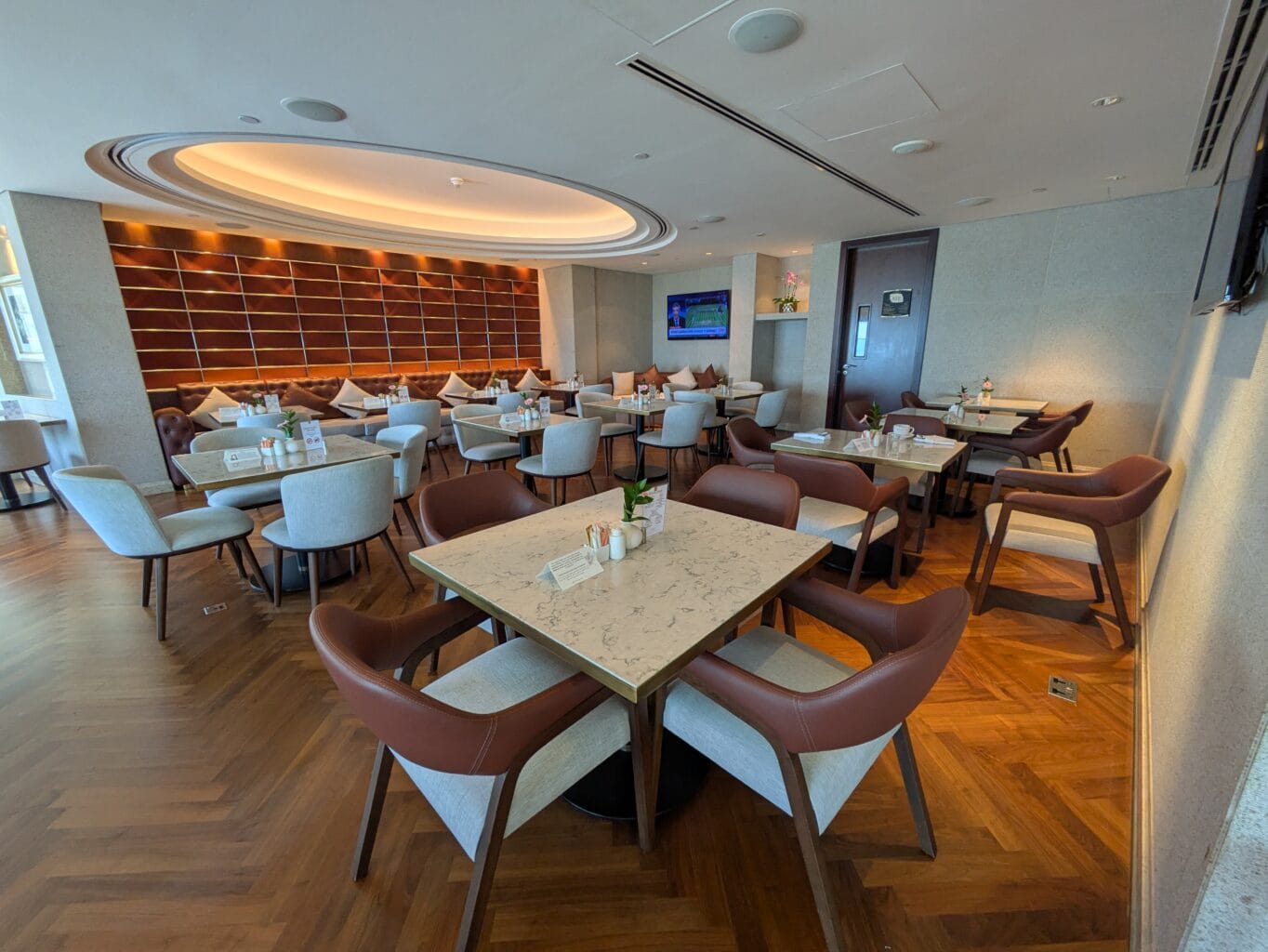 Hilton Honors Gold: gratis ontbijt & upgrades (beste mid-tier status)