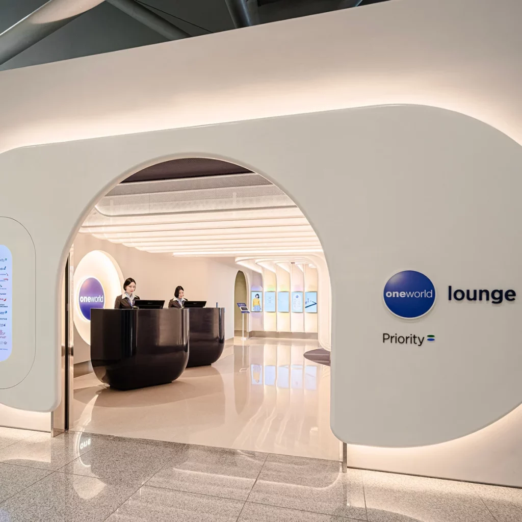 Nieuwe OneWorld lounge Schiphol