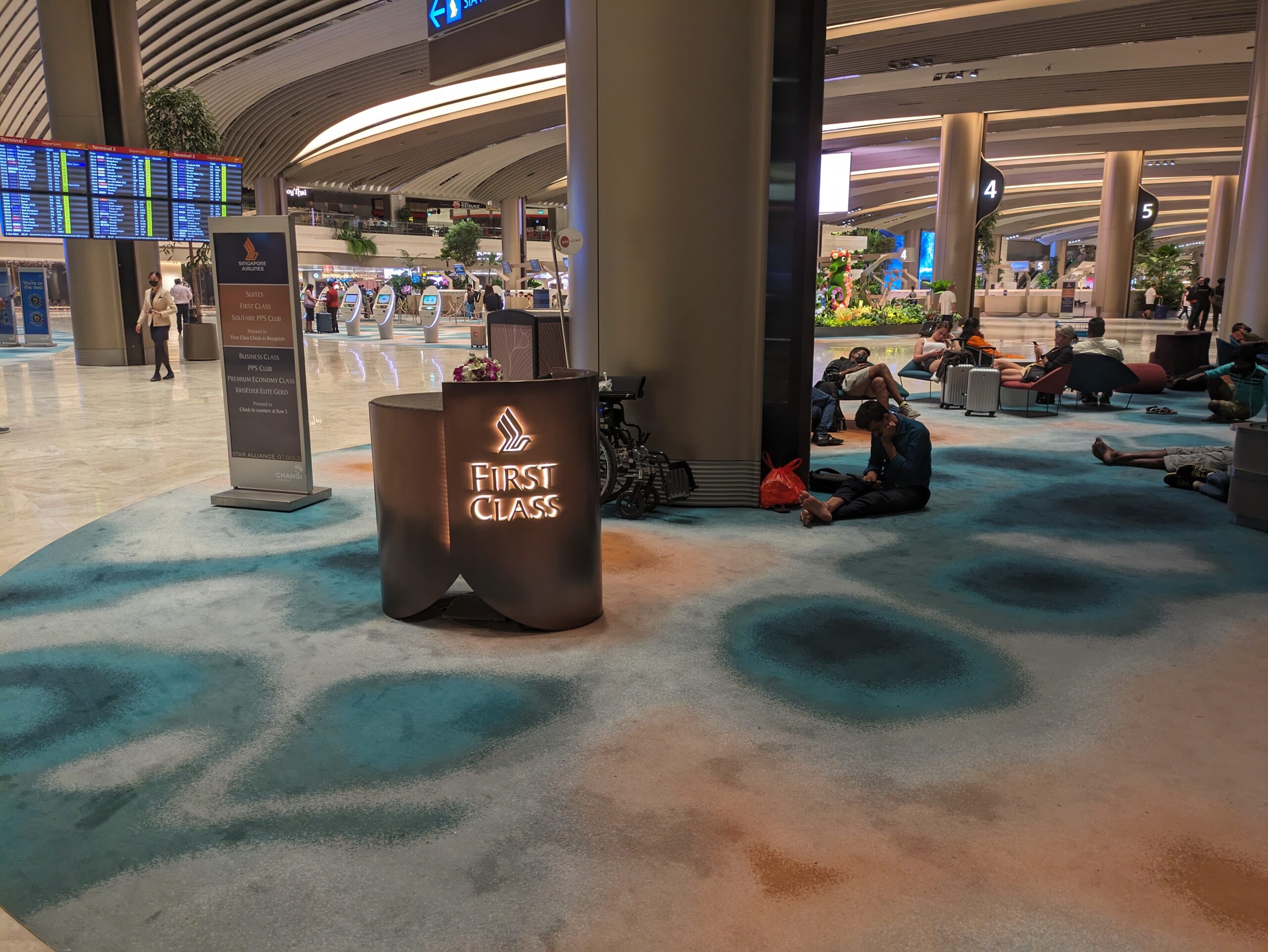 Singapore Jakarta in First Class