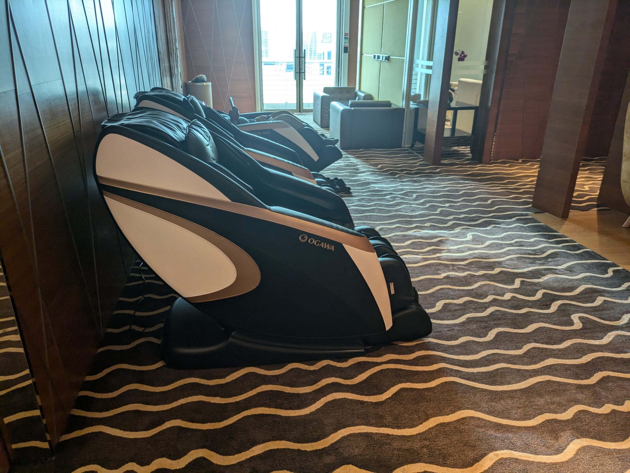 Sky Suite Airport Lounge