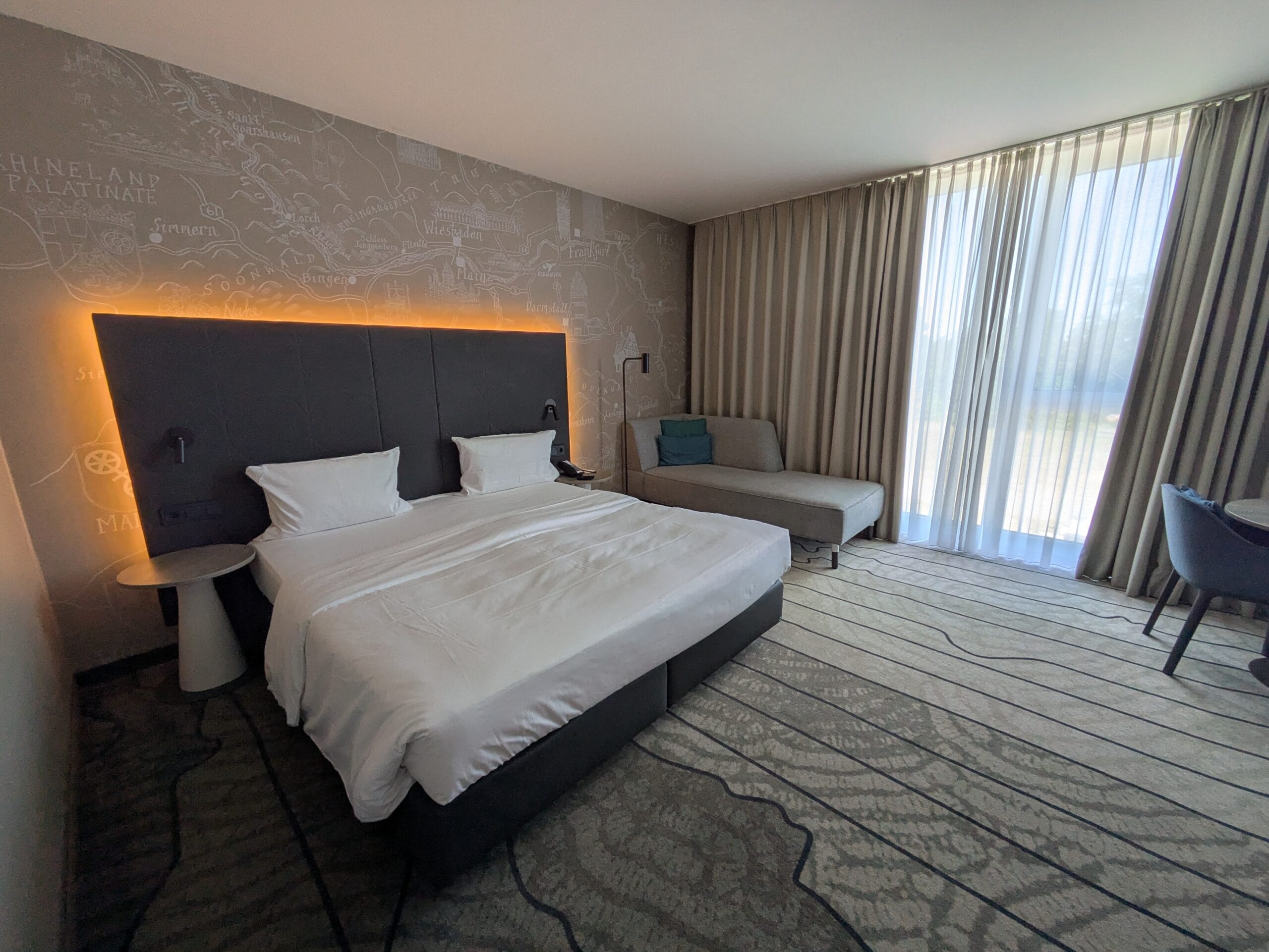 Hyatt Place Frankfurt Airport