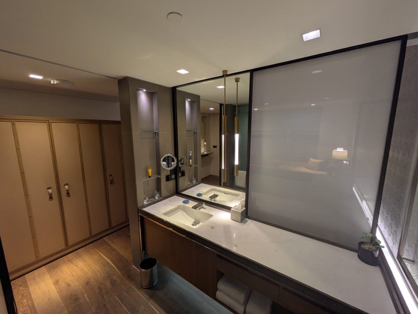 Andaz Delhi Review