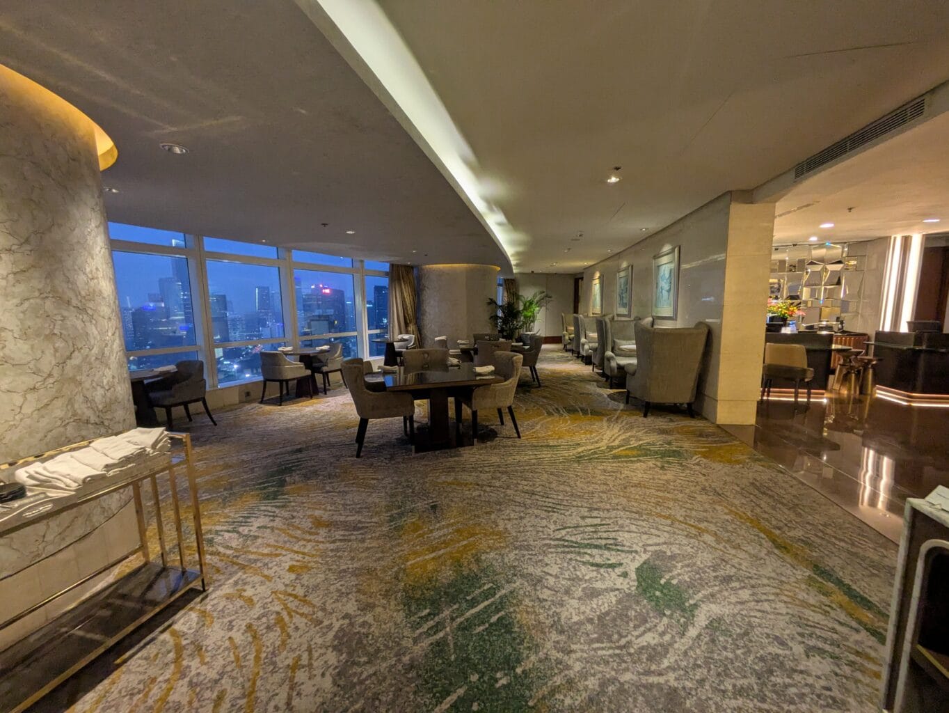 Ritz-Carlton Jakarta Pacific Place: Review (Marriott All Club Hotel)